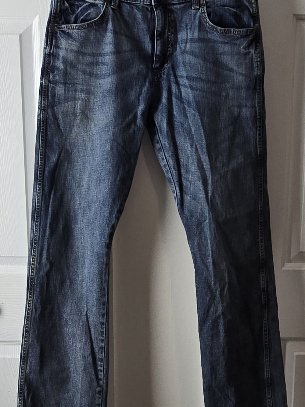 Wrangler Men's Straight Jeans in Dark Blue Wash Slim Retro Bootcut